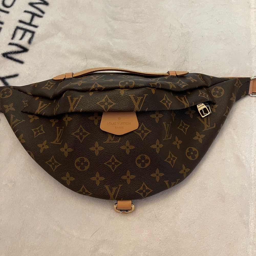 DH Gate Dupe Bumbag